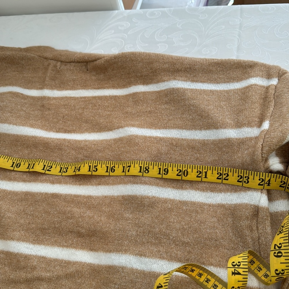 Ellen Tracy Patch Pocket Long Cardigan. Size Large - Picture 10 of 12